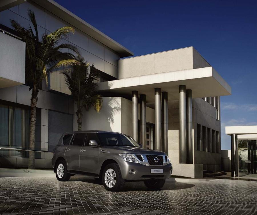  Nissan Patrol 2010 года  (фото 24 из 118)